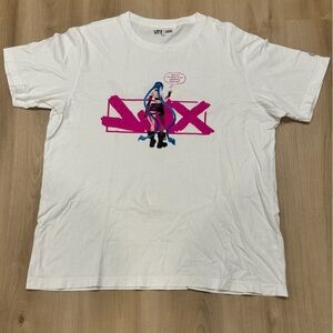 Uniqlo/League of Legends Collab Men’s XL Jinx Tshirt Fishbone blaster on reverse